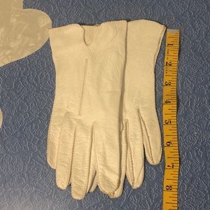 Vintage white leather gloves 7.5